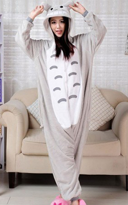 Pijama intreaga personaj desene animate