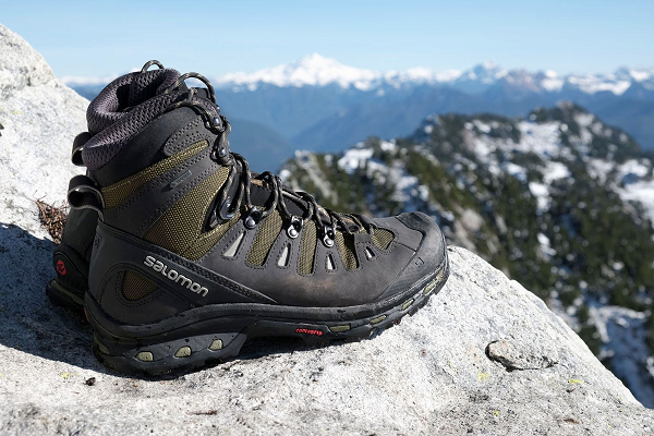 bocanci hiking