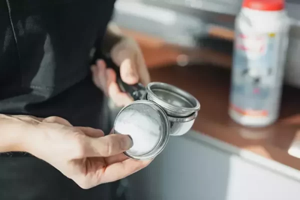 solutii decalcifiere espressor