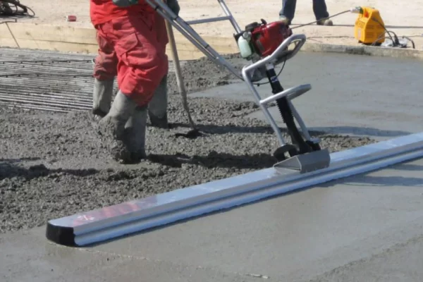 Rigla vibranta beton